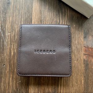 Iceberg Brown Coin Purse